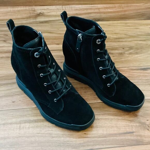 Dr. Sholl's Rebellion Padded Insole Suede Booties in Black S9.5 - Picture 3 of 10